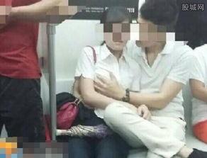 亲嘴摸胸视频,揭秘亲嘴摸胸视频背后的故事