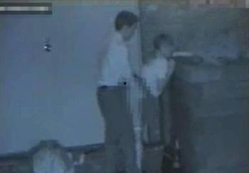 公园的夜晚情侣视频